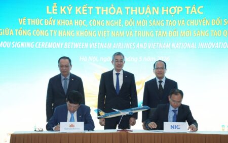 Vietnam Airlines hướng tới là hãng hàng không số hàng đầu khu vực Vietnam Airlines hướng tới là hãng hàng không số hàng đầu khu vực