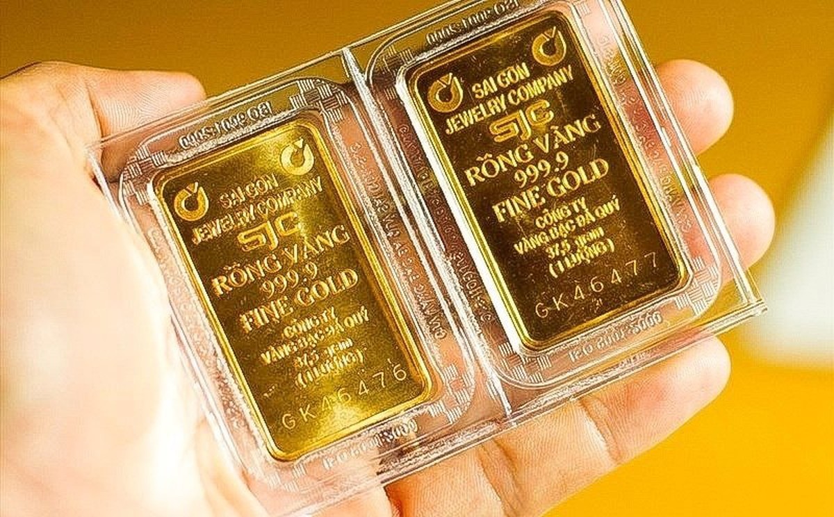 Giá vàng hôm nay 17/6 vẫn tăng mạnh, chuyên gia dự đoán “ngưỡng cửa” quyết định để phi mã