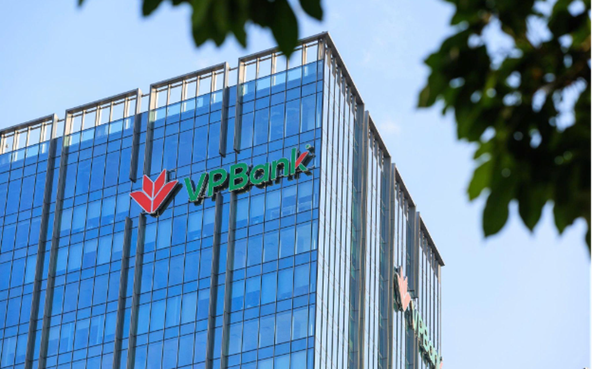 VPBank tiếp tục thăng hạng trong danh sách 500 doanh nghiệp lớn nhất Đông Nam Á VPBank tiếp tục thăng hạng trong danh sách 500 doanh nghiệp lớn nhất Đông Nam Á