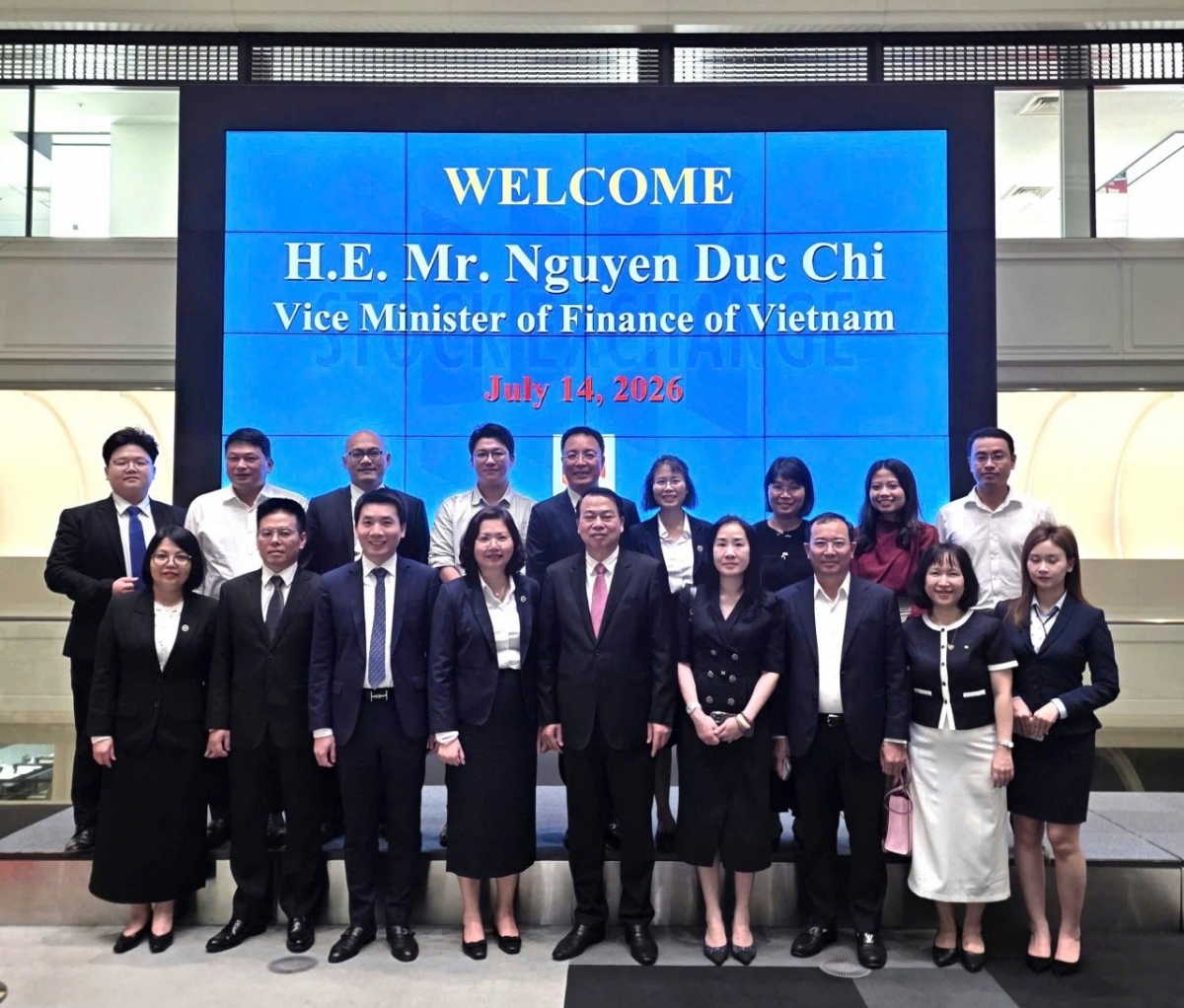 Bộ Tài chính Việt Nam trao đổi kinh nghiệm với Cơ quan Dịch vụ Tài chính Nhật Bản về phát triển thị trường chứng khoán Bộ Tài chính Việt Nam trao đổi kinh nghiệm với Cơ quan Dịch vụ Tài chính Nhật Bản về phát triển thị trường chứng khoán
