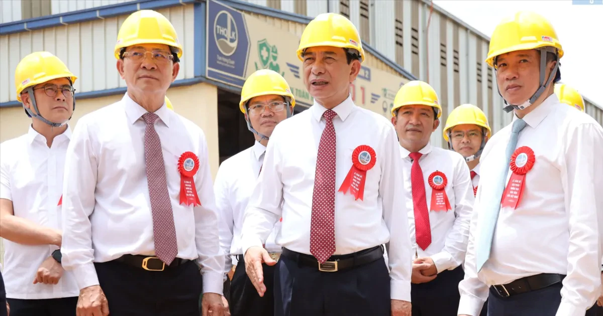 Công bố sản phẩm nhôm thỏi đầu tiên của Việt Nam