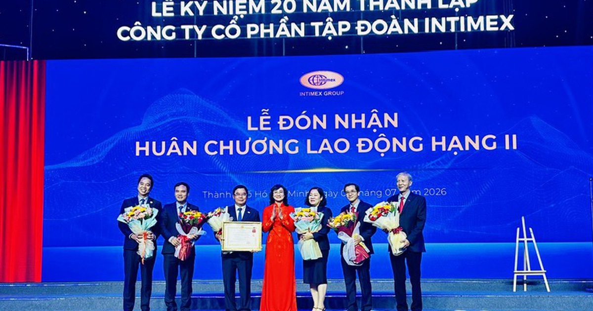 Doanh nghiệp nông sản lớn nhất Việt Nam vượt mốc 2 tỉ USD ở tuổi 20 Doanh nghiệp nông sản lớn nhất Việt Nam vượt mốc 2 tỉ USD ở tuổi 20