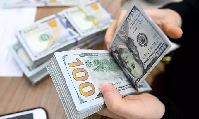 Dollar gains over dong – VnExpress International Dollar gains over dong – VnExpress International