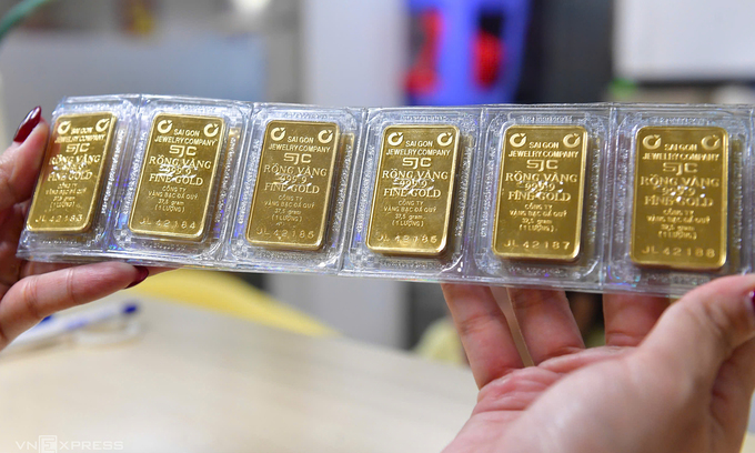 Gold prices fall – VnExpress International Gold prices fall – VnExpress International