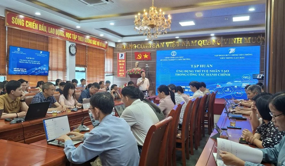 Lai Châu đẩy mạnh chuyển đổi số trong ngành Nông nghiệp và Môi trường Lai Châu đẩy mạnh chuyển đổi số trong ngành Nông nghiệp và Môi trường