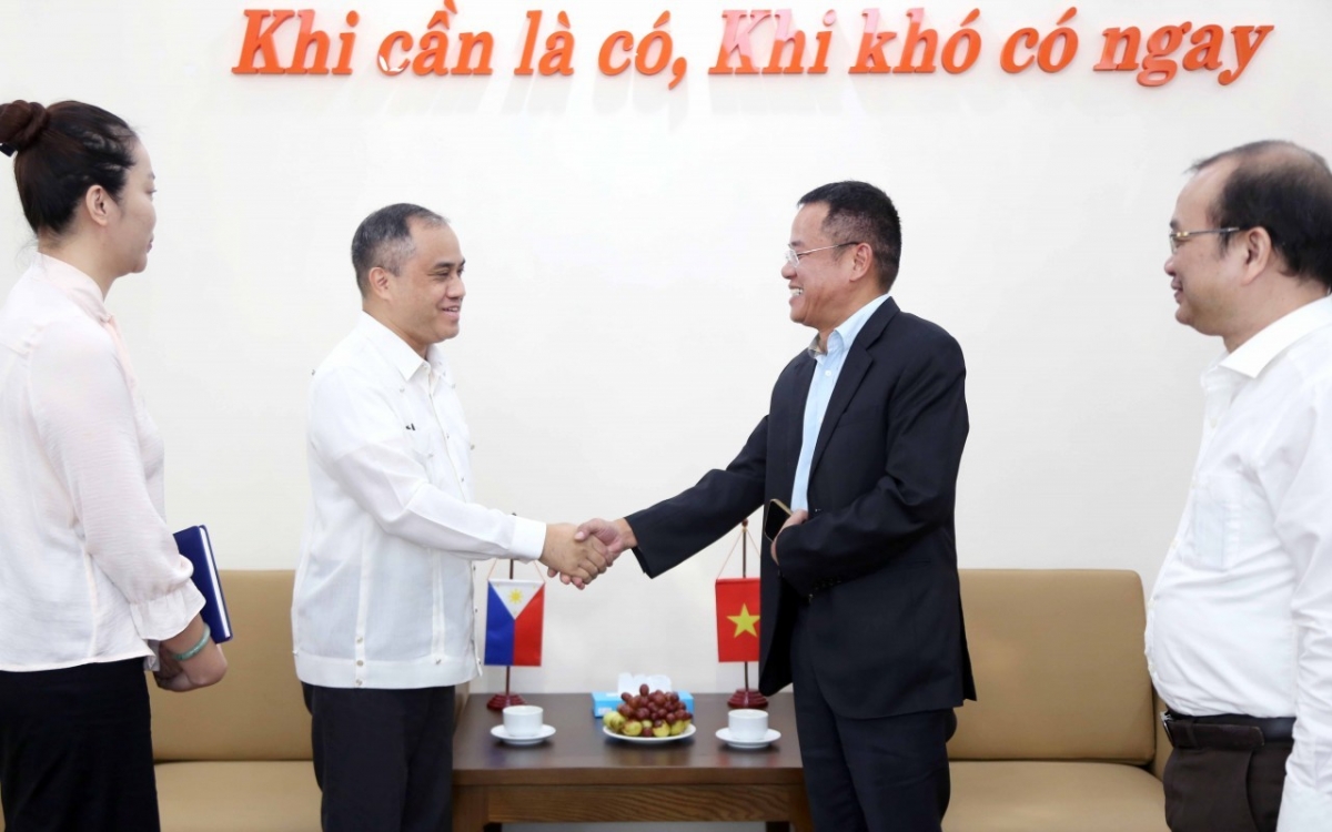 Philippines cảm ơn Việt Nam hỗ trợ kịp thời 2.000 tấn gạo dự trữ quốc gia Philippines cảm ơn Việt Nam hỗ trợ kịp thời 2.000 tấn gạo dự trữ quốc gia