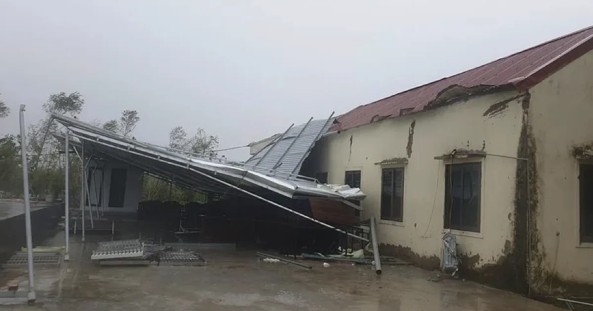 Bão số 10 gây thiệt hại nặng nề, bảo hiểm khẩn trương giải quyết quyền lợi cho người dân