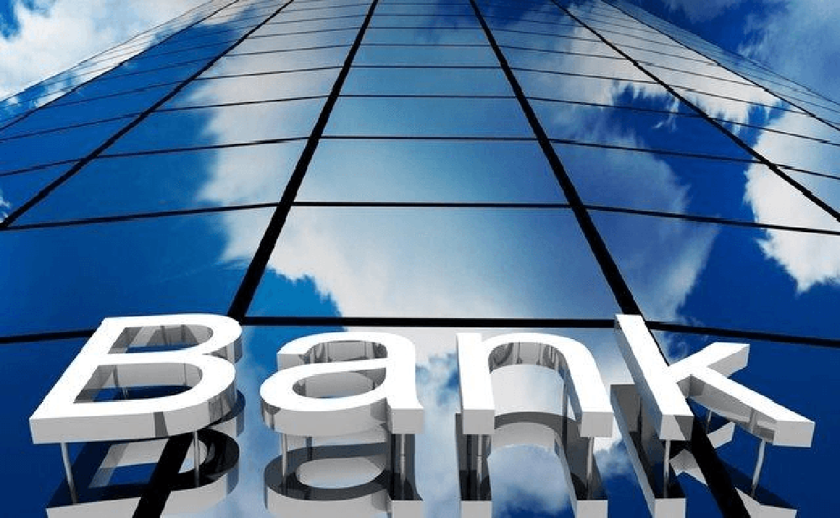 Techcombank và VPBank đứng đầu