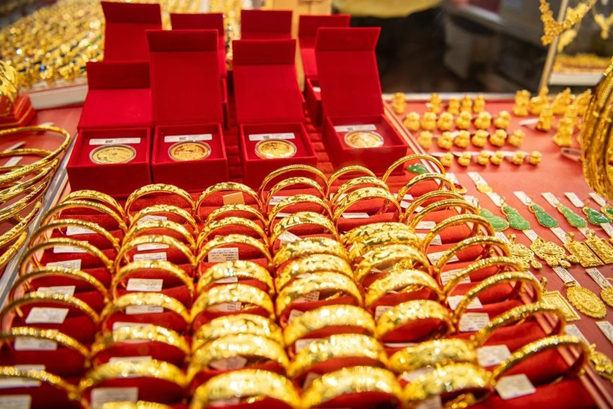 Giảm tới 1,5 triệu đồng/lượng