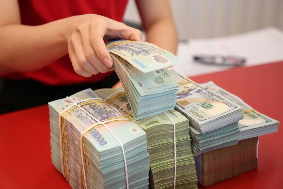 Lãi suất ngân hàng 27/7 tại MB, Sacombank, HDBank, Agribank, Vietcombank, BIDV, VietinBank,…