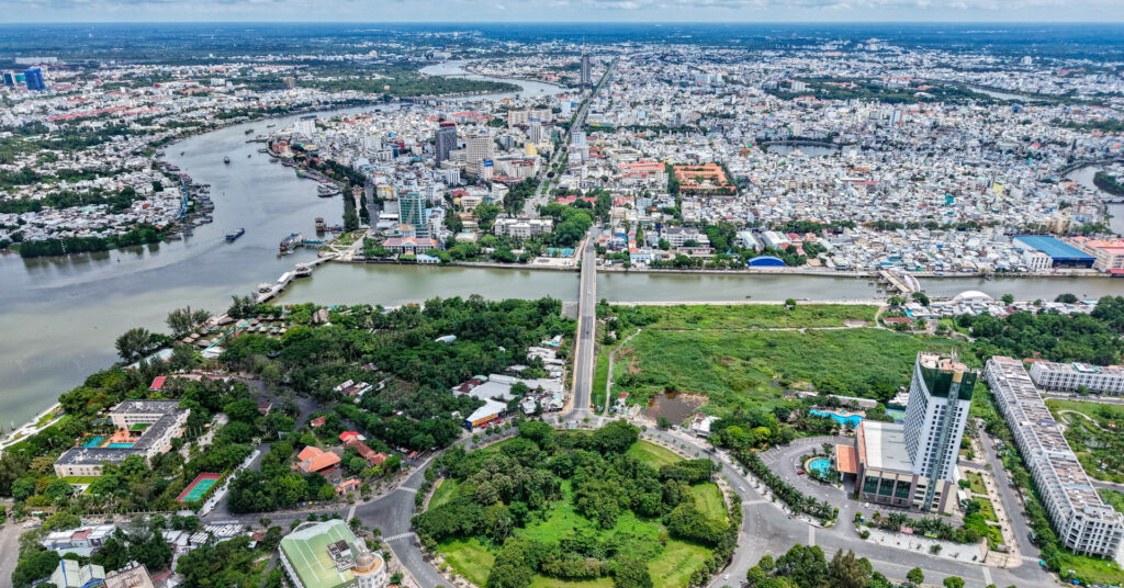 Tin con gái, vợ chồng già ở Cần Thơ ký tặng cho 6 thửa đất rồi đòi lại Tin con gái, vợ chồng già ở Cần Thơ ký tặng cho 6 thửa đất rồi đòi lại
