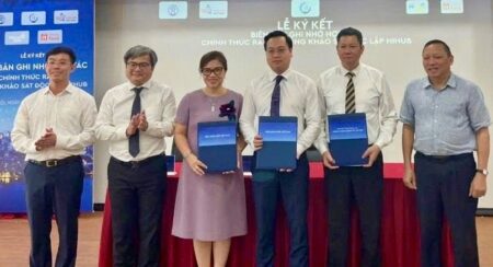 Hà Nội ra mắt cổng khảo sát độc lập lấy ý kiến người dân về dịch vụ cô Hà Nội ra mắt cổng khảo sát độc lập lấy ý kiến người dân về dịch vụ cô