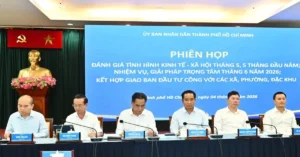 Chủ tịch UBND TPHCM Nguyễn Văn Được: Không chấp nhận chỗ không có tiền đầu tư, chỗ có vốn không tiêu được Chủ tịch UBND TPHCM Nguyễn Văn Được: Không chấp nhận chỗ không có tiền đầu tư, chỗ có vốn không tiêu được
